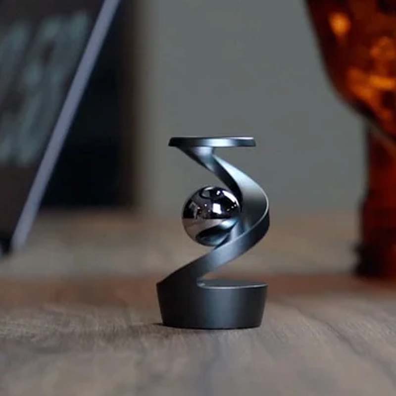 Gravity Defying Kinetic Desk Toy