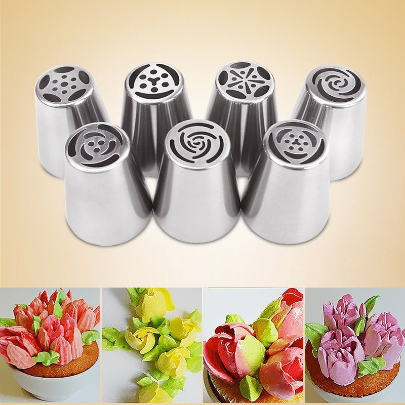 Stainless steel spout set (13 pieces) for cupcakes and cake decoration action