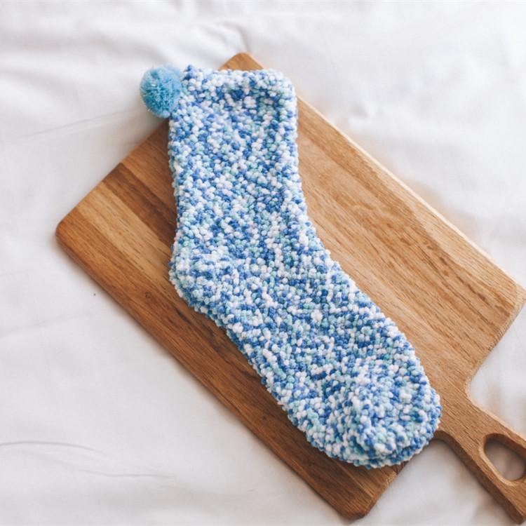 Clapfun™ Pom Pom Cupcake Socks