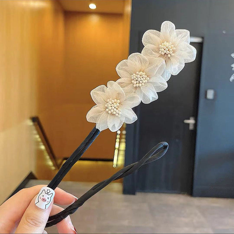 Stylish Hair Bun Maker