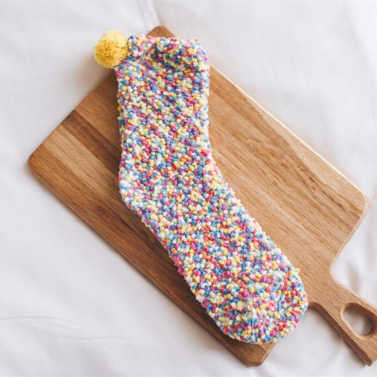 Clapfun™ Pom Pom Cupcake Socks